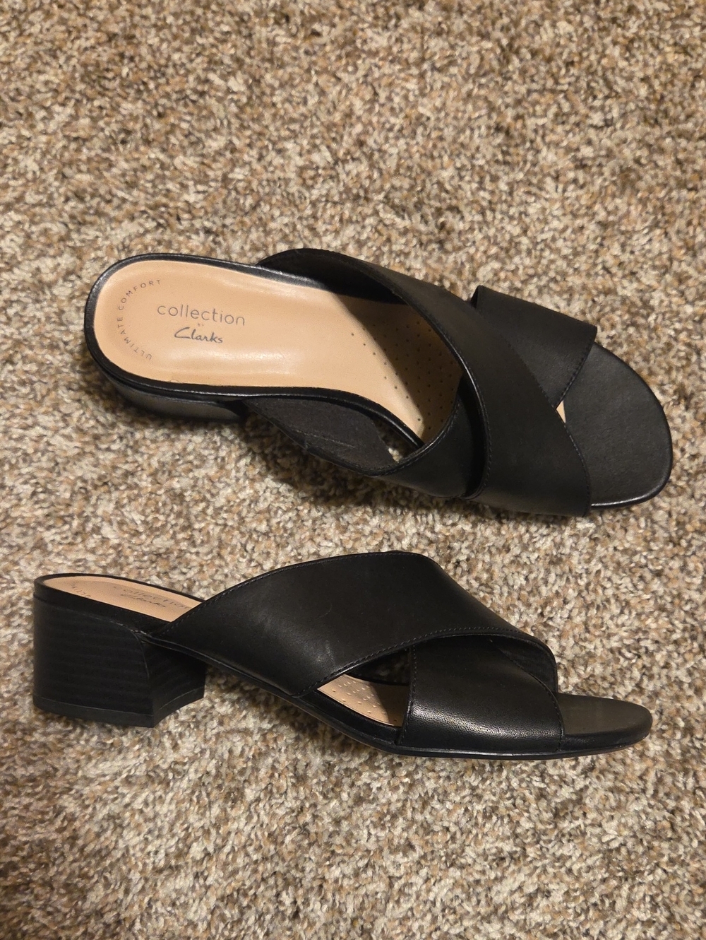 CLARKS Women's Caroleigh Erin Heeled Sandal